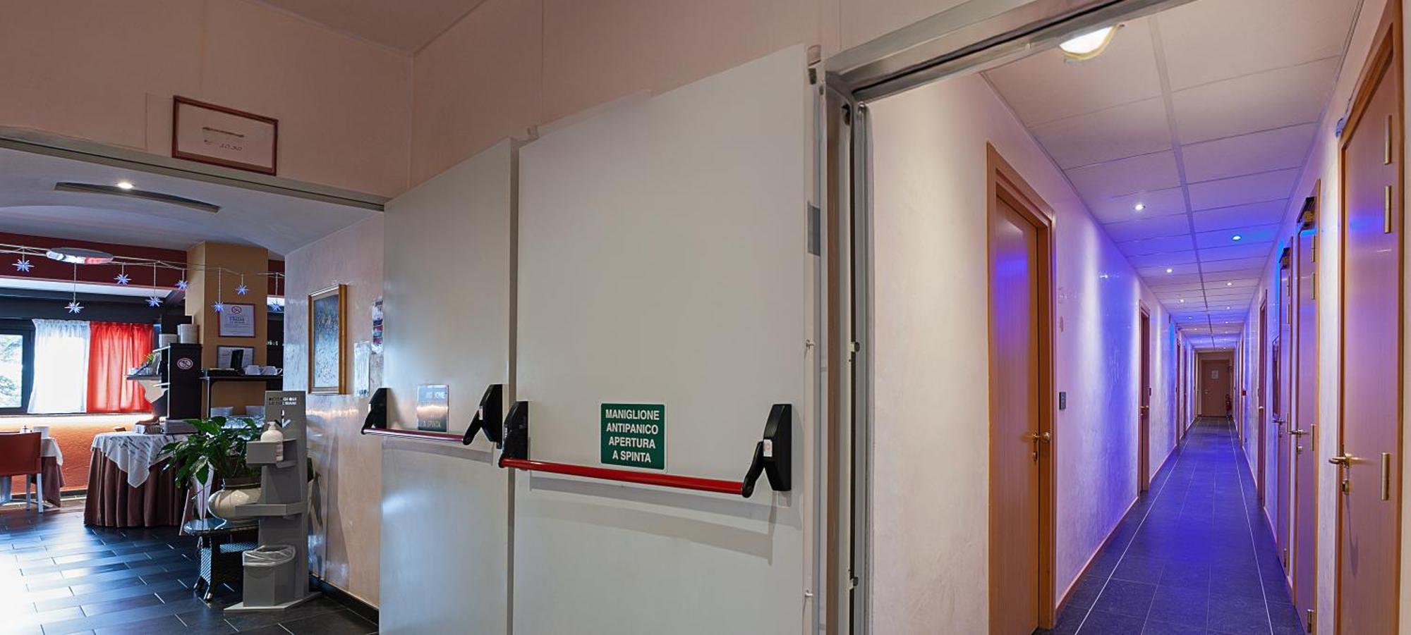 Hotel Savoia Lignano Sabbiadoro Luaran gambar
