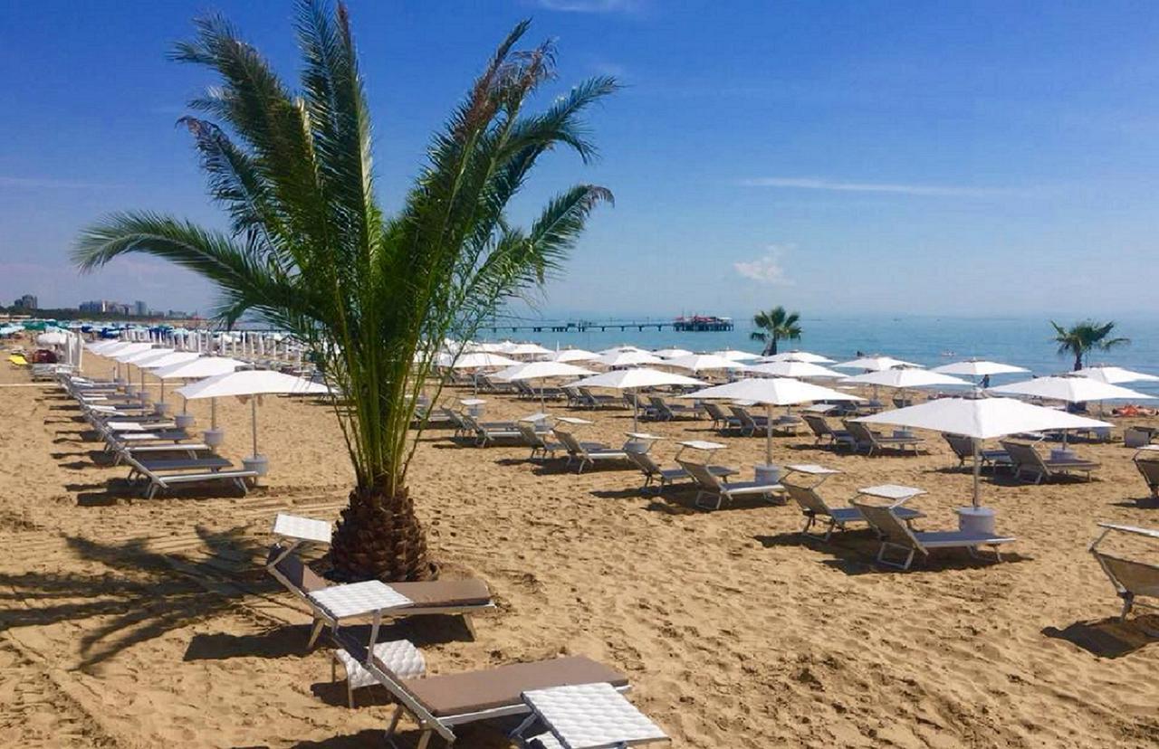 Hotel Savoia Lignano Sabbiadoro Luaran gambar